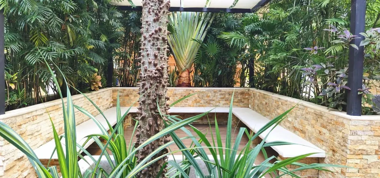 Penzion The City Condos By Menesse Playa del Carmen