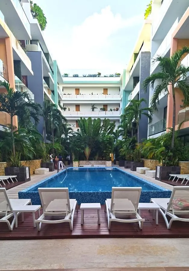 The City Condos By Menesse Playa del Carmen 2*,  Mexikó